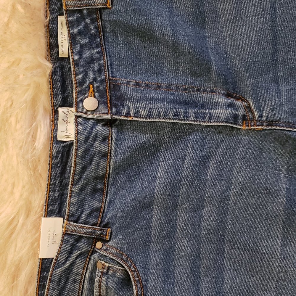Blue Jean - Picture 3 of 4